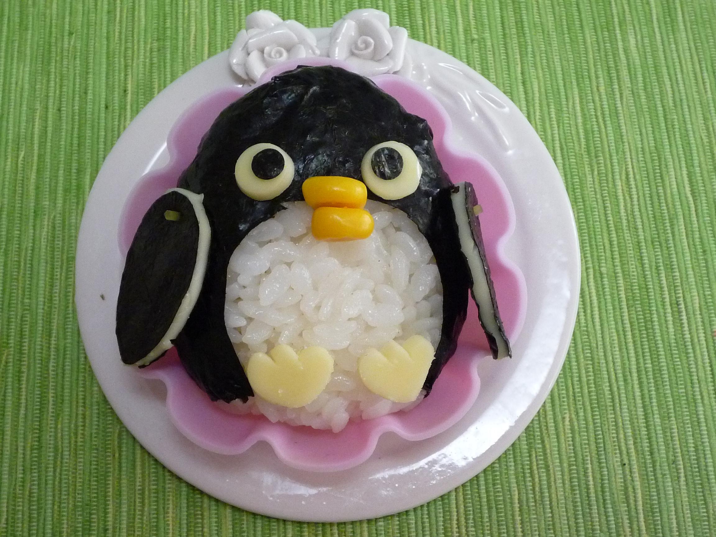 全身ペンギンおにぎりの作り方 ミニーのキャラ弁日記